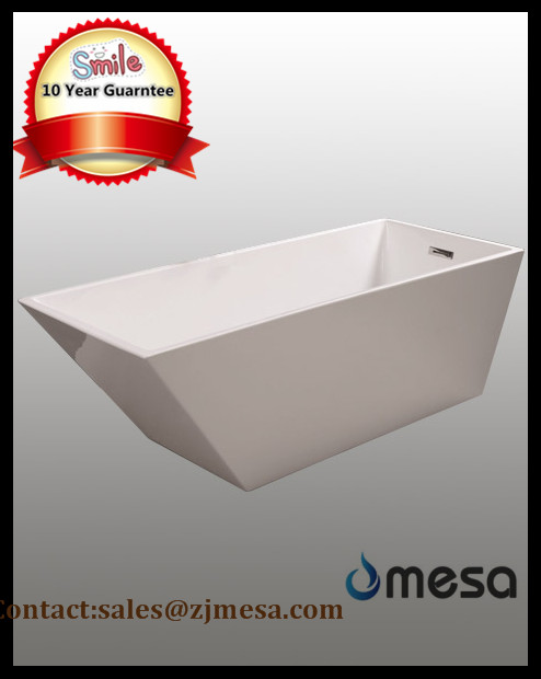(3) MEC3010-- Simple Design Small Polish Chrome Corner Bath Tub with Angle.jpg