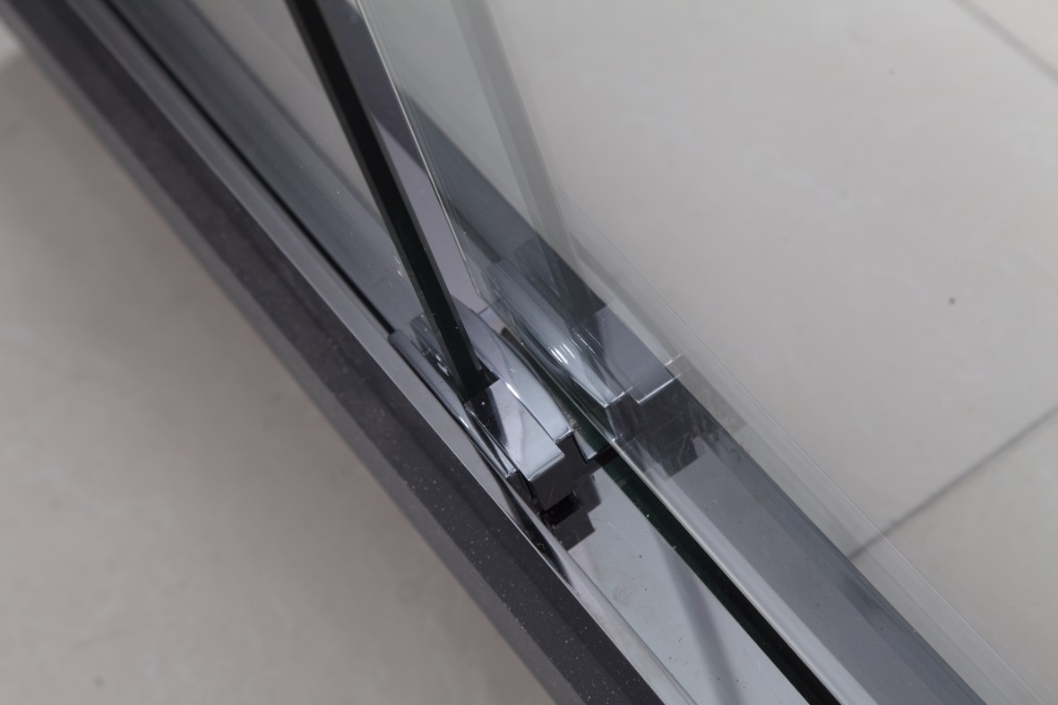 BXG-84 Classic Style Bathroom Stainless Steel Sliding Shower Door5.JPG